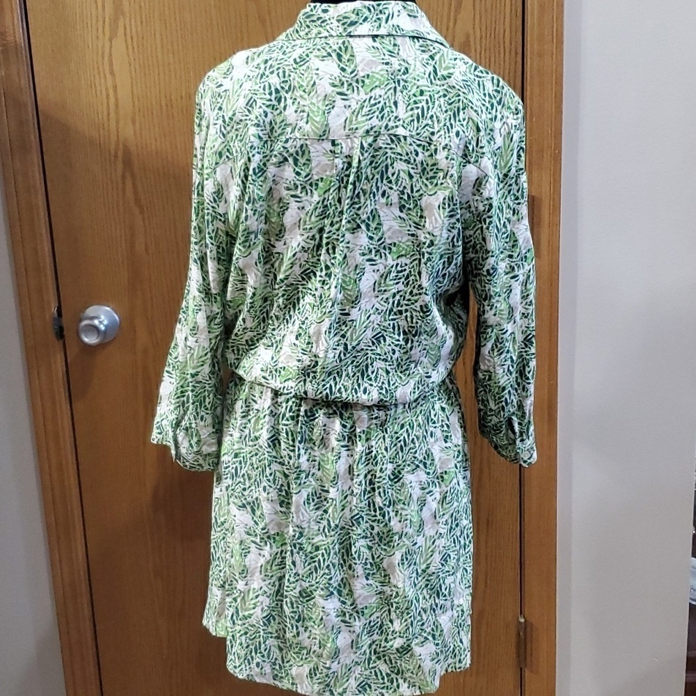Cabi 3/4 sleeve faux wrap green tan leaf pattern mini dress - Picture 5 of 8